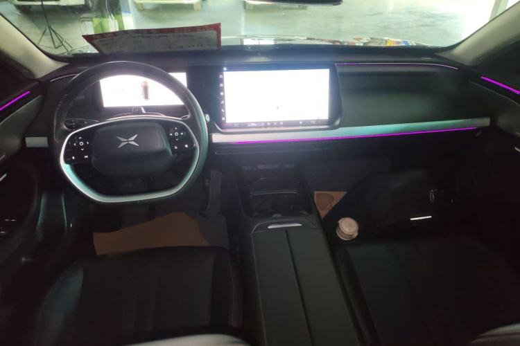Used XPeng P7 2020 670E Center Console