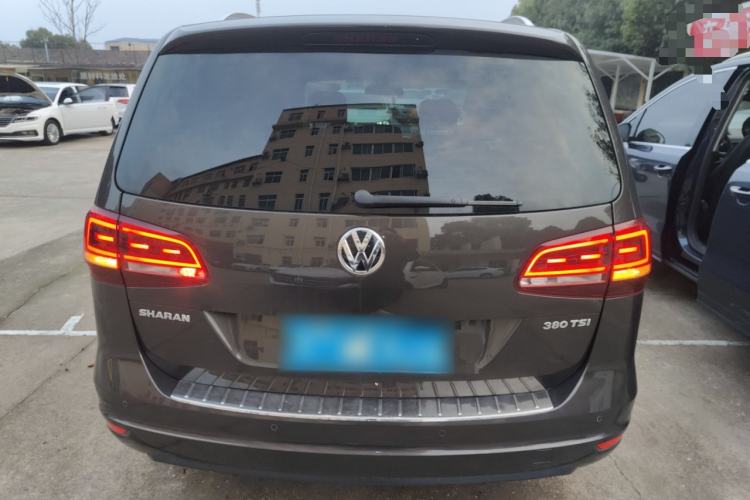 Used Volkswagen Sharan 2016 380TSI Comfort Edition 7-Seater
