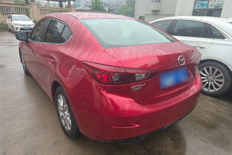 Used Mazda 3 Axela 2014 Sedan 1.5L Automatic Luxury Model