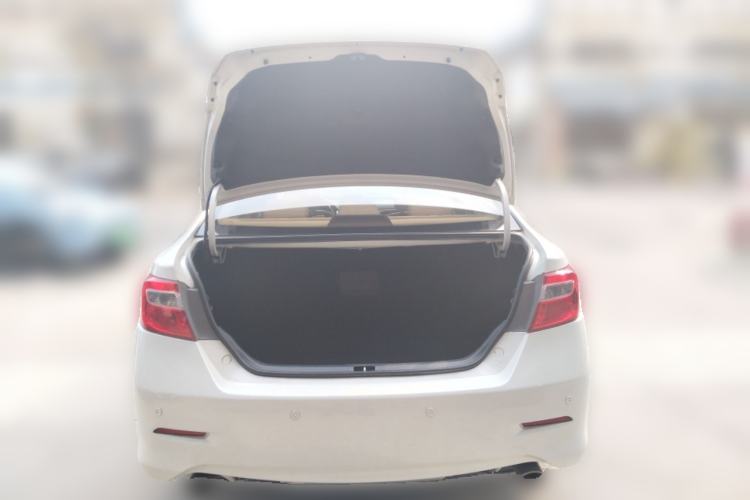 Used Toyota Camry 2012 2.5G Luxury Edition Trunk
