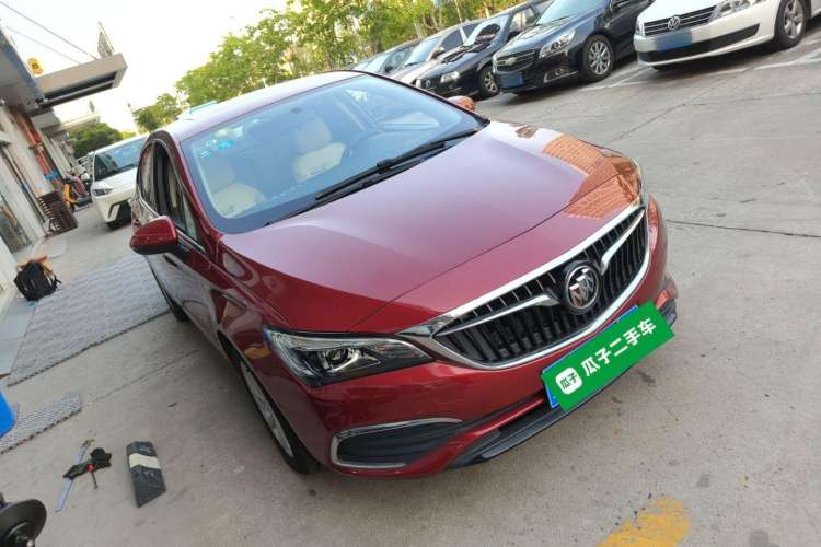 Used Buick Verano 2018 Sedan 15S Automatic Leading Model Exterior 2