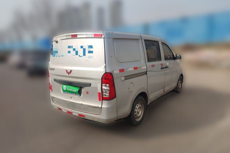 Used Wuling Rongguang V 2015 1.2L Practical Model

