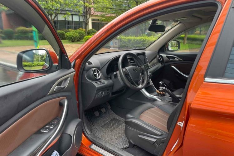 Used BYD Song 2016 GaiShi Edition 1.5TI Manual Elite Model
