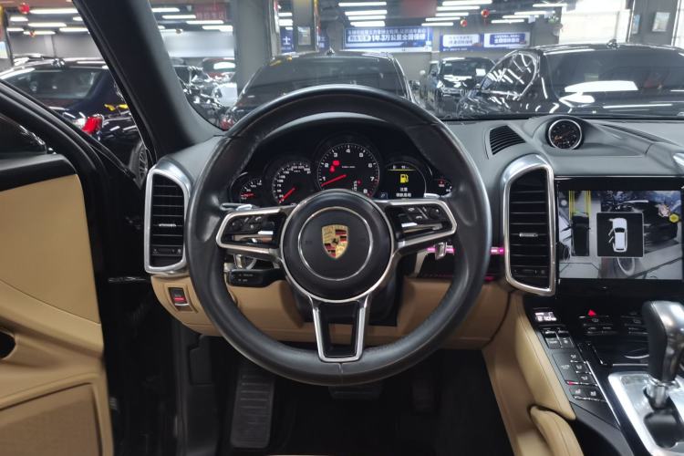 Used Porsche Cayenne 2015 3.6L automatic transmission U.S. specification Steering Wheel