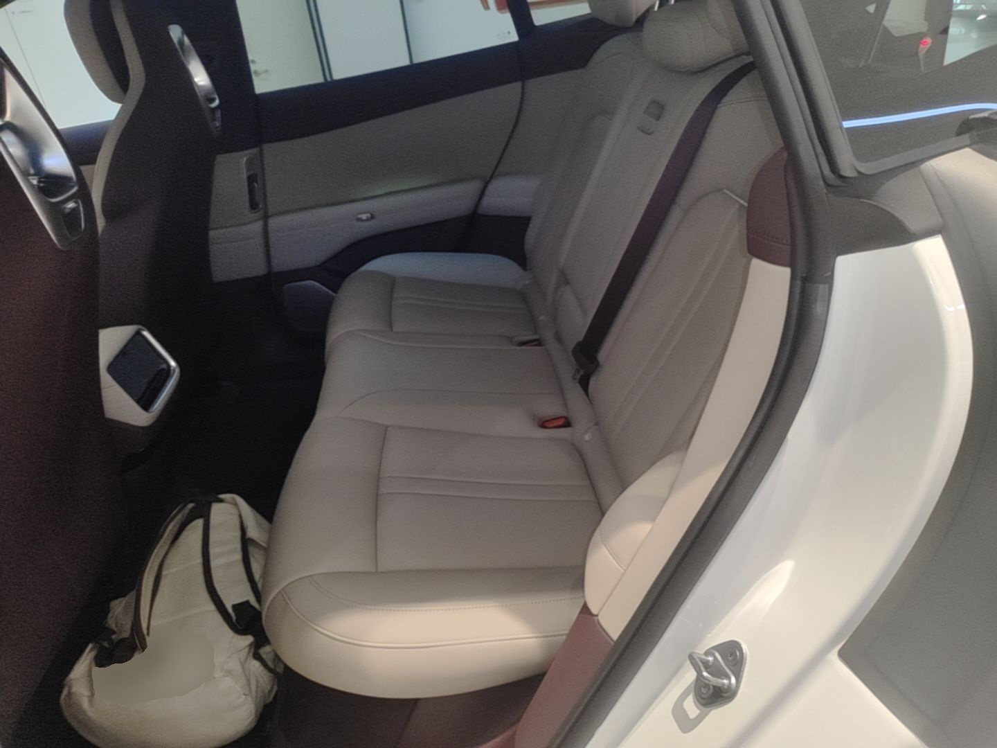 Xiaomi Auto YU7 2026 Standard Edition — снимка 20