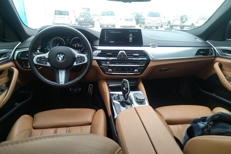 Used BMW 5 Series (Import) 2018 525i M Sport Package
