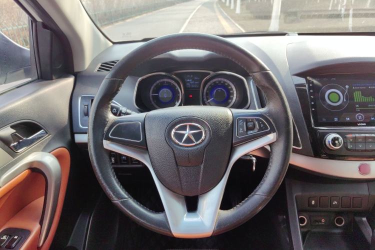 Used JAC Refine S5 2013 2.0T Manual New Edition