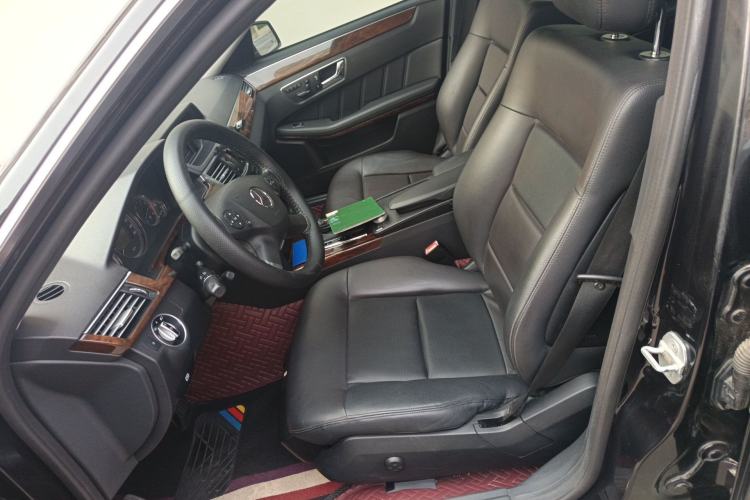 Used Mercedes-Benz E-Class 2011 E 200 L CGI Elegant Model
