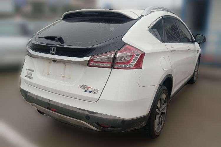 Used Luxgen U6 SUV 2015 1.8T Fashion Edition Rear Right 45 Deg