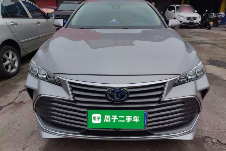 Used Toyota Avalon 2019 Dual-Engine 2.5L Luxury Edition China VI Standard
