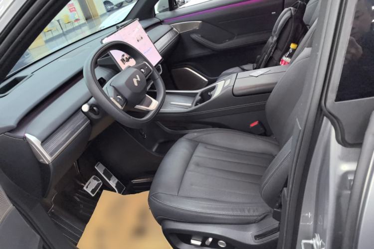 Used ONVO L60 2024 60 kWh Rear-Drive Version