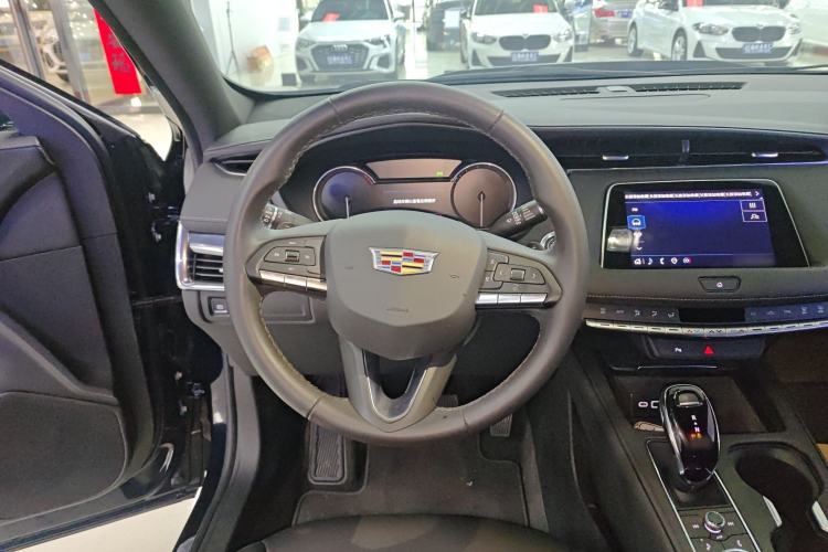 Used Cadillac XT4 2022 28T Two-Wheel Drive Fashion Edition