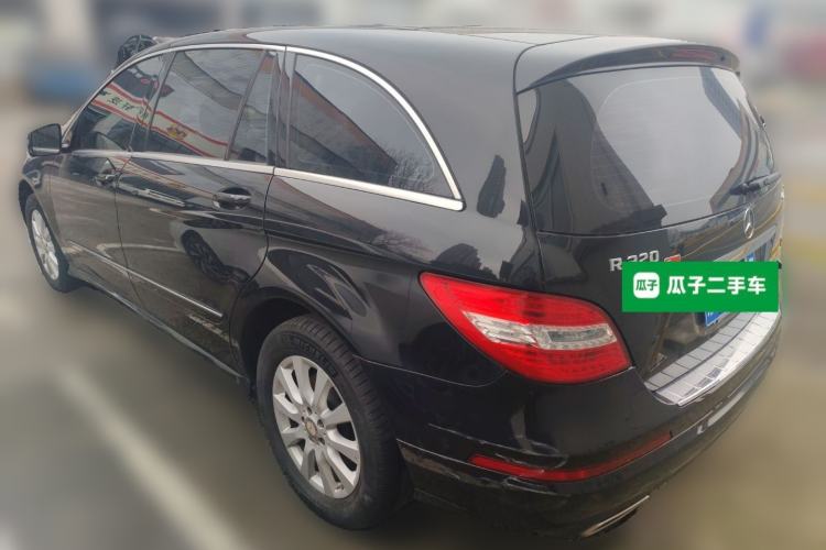 Used Mercedes-Benz R-Class 2014 R 320 4MATIC Business Model