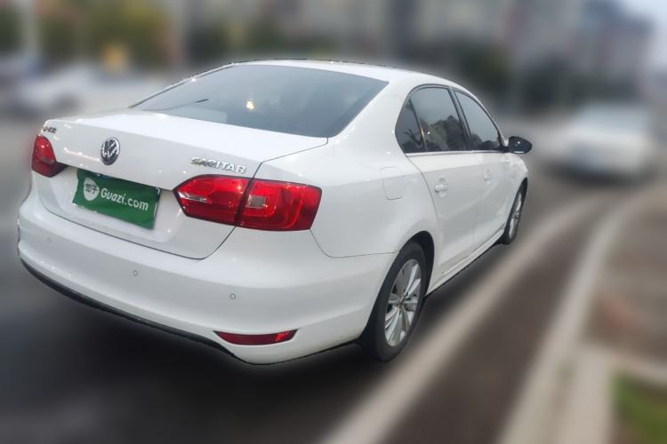 Used Volkswagen Sagitar 2012 1.6L Manual Comfort Model
