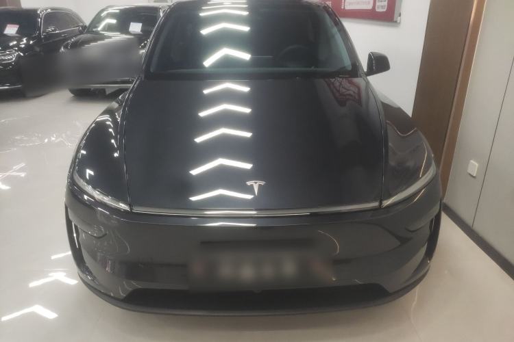 Used Tesla Model Y 2025 Rear-Wheel-Drive Version
