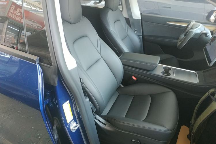 Used Tesla Model Y 2021 Long-Range All-Wheel-Drive Version