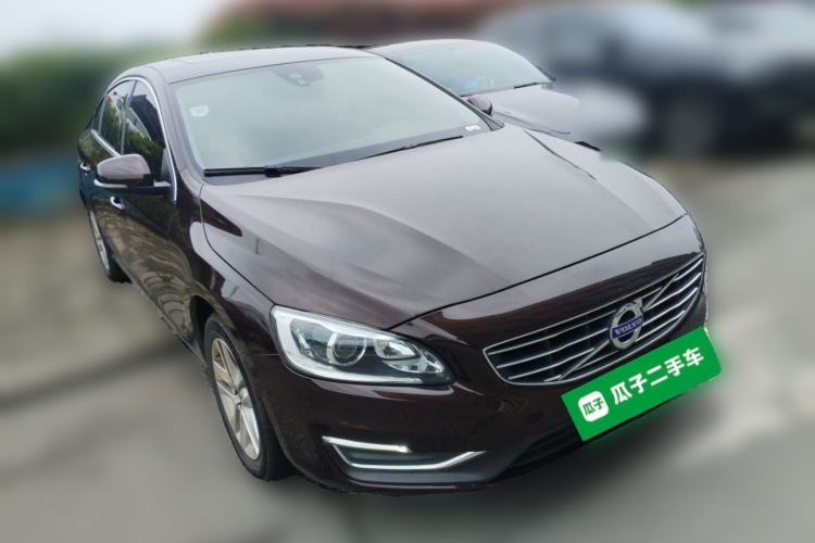Used Volvo S60 2018 S60L T3 Smart Upgrade Edition Front Right 45 Deg