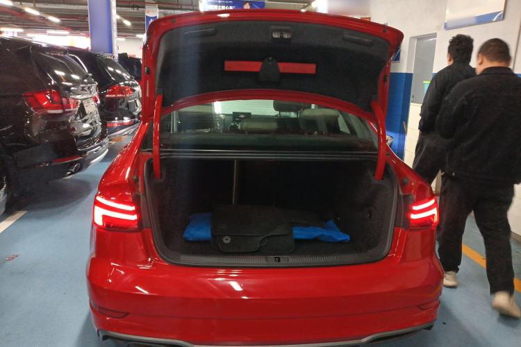 Used Audi A3 2020 Limousine 35 TFSI Fashion Edition China VI Emission Standard Trunk