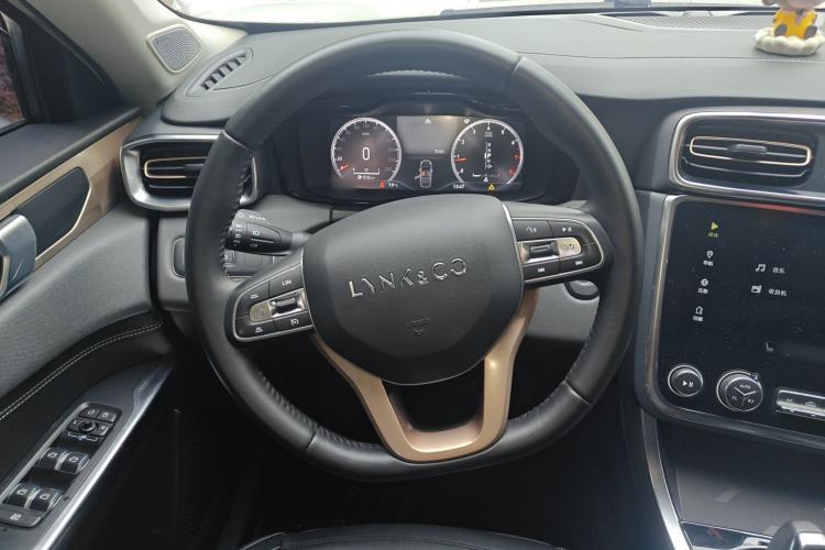 Used Lynk & Co 01 2017 2.0T Two-Wheel Drive Pro Edition Steering Wheel