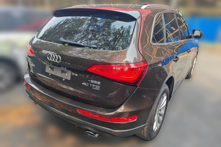 Used Audi Q5 2013 40 TFSI Technology Edition Rear Right 45 Deg