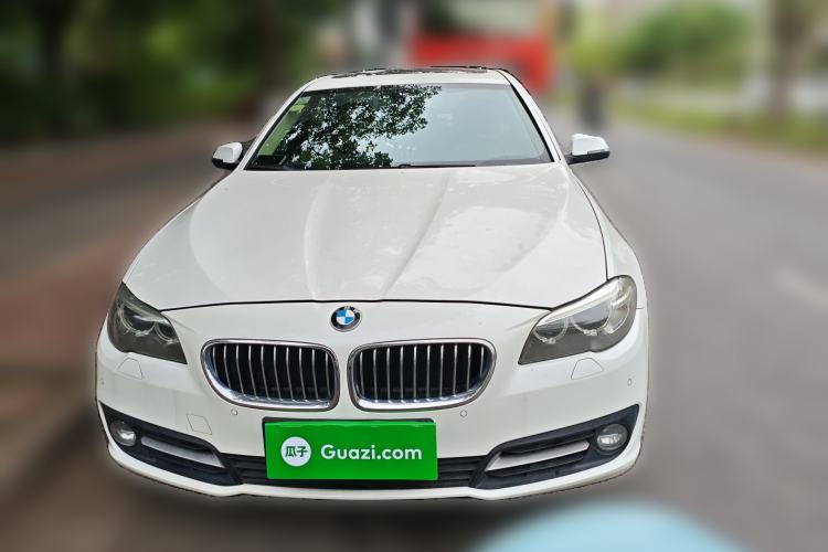 Used BMW 5 Series 2014 525Li Leading Model
