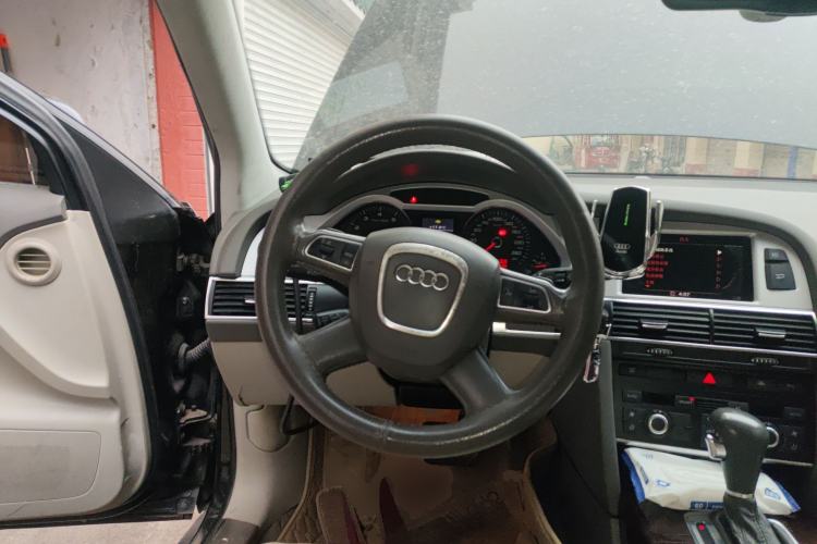 Used Audi A6L 2011 2.0 TFSI Automatic Standard Edition Steering Wheel