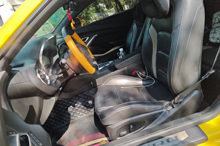 Used Chevrolet Camaro 2017 2.0T RS
