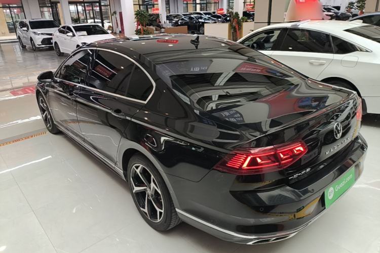 Used Volkswagen Magotan 2023 2 Million Units Commemorative Edition 330TSI DSG Luxury Version
