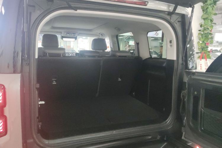 Used BAIC Off-Road BJ40 Electric Drive 2025 Advanced Edition Trunk