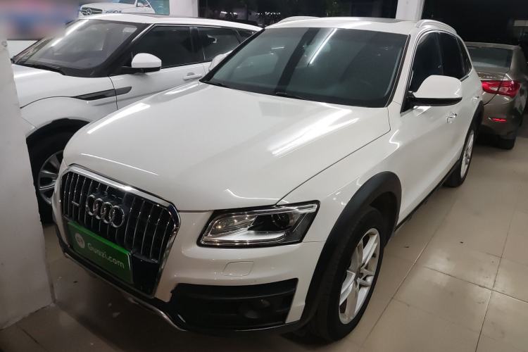 Used Audi Q5 2017 Plus 40 TFSI Technology Model