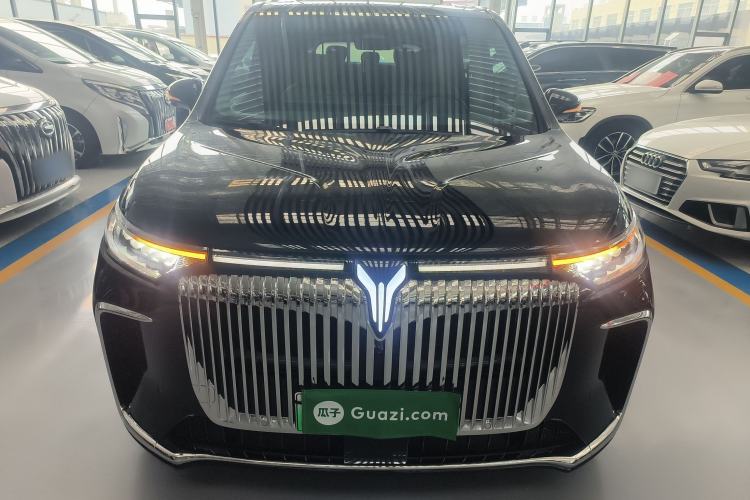 Used VOYAH Dream 2025 PHEV Four-Wheel-Drive Flagship Kunpeng Edition Front