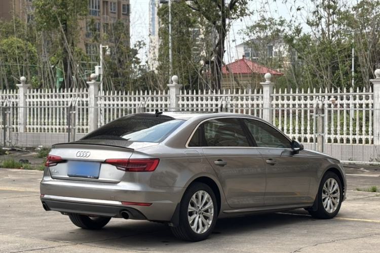 Used Audi A4L 2017 Plus 40 TFSI Ambition Model Exterior 3