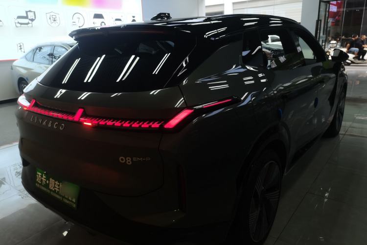 Used Lynk & Co 08 EM-P 2023 220km All-Wheel-Drive Performance Halo