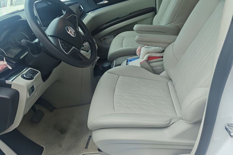 Used Buick GL8 2023 Land Executive Class Smart Enjoyment Model
