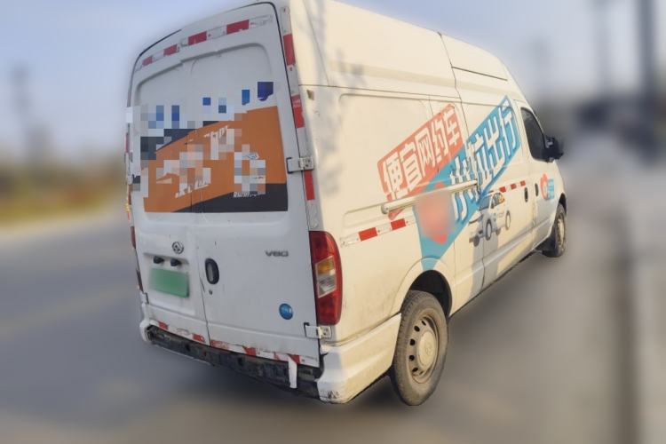 Used SAIC MAXUS Xintu V80 2021 2.0T Manual Classic City Delivery King Long Wheelbase High Roof 3 Seats
