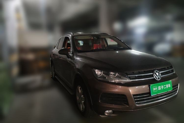 Used Volkswagen Touareg 2011 3.0 TSI Standard Version Front Right 45 Deg