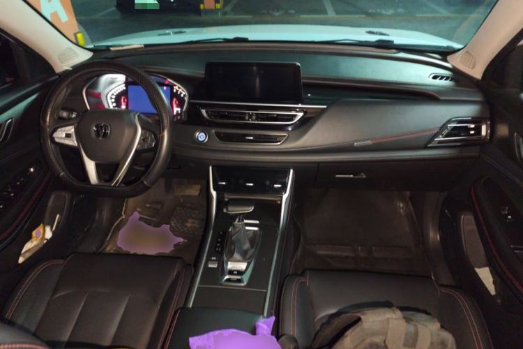 Used CHANGAN CS75 2022 Blue Whale Edition 1.5T DCT Prestige Model
