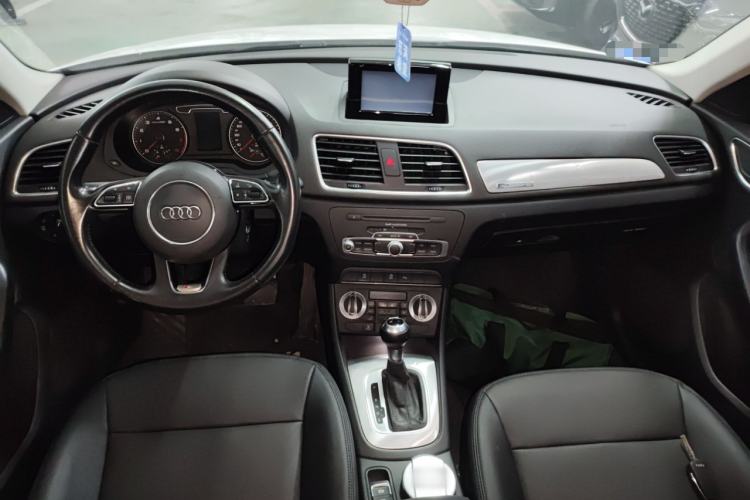 Used Audi Q3 2016 30 TFSI Collector's Edition Intelligent Model Center Console