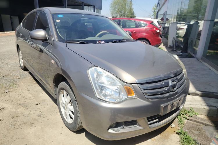 Used Nissan Sylphy 2012 Classic 1.6XE Manual Comfort Edition Front Right 45 Deg