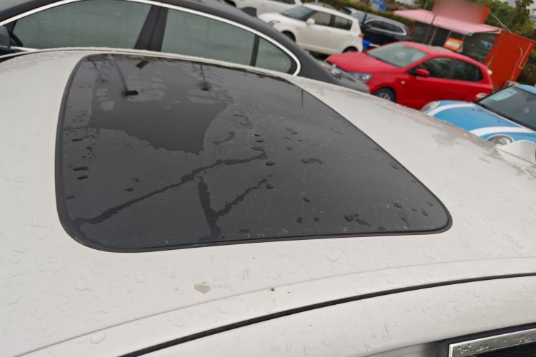 Used BMW 5 Series 2014 520Li Elegant Model
