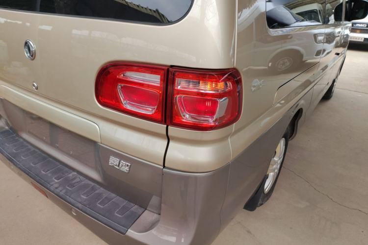 Used FORTHING Lingzhi 2018 M3L 1.6L 7-Seater Comfort Model Right Rear Taillight