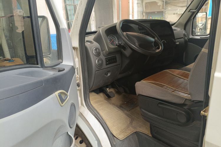 Used Iveco Power Daily 2012 2.5T-A32 Base Version