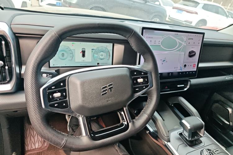 Used JETOUR Traveler 2023 2.0T All-Wheel-Drive CrossPRO
