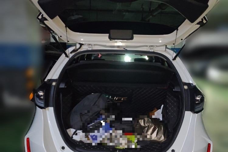 Used Honda LIFE 2021 1.5L CVT SPO-SS Dynamic Edition Trunk