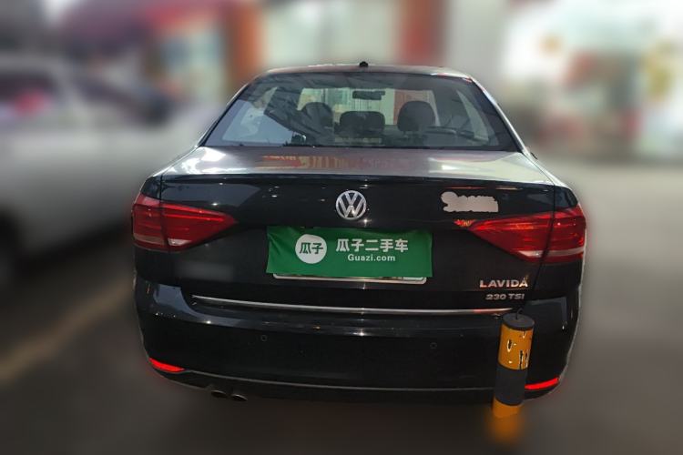 Used Volkswagen Lavida 2015 230TSI DSG Comfort Edition Rear