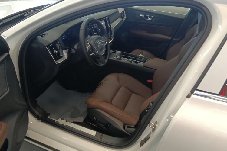 Used Volvo S60 2026 Model B4 Zhiyi Luxury Edition Driver Seat