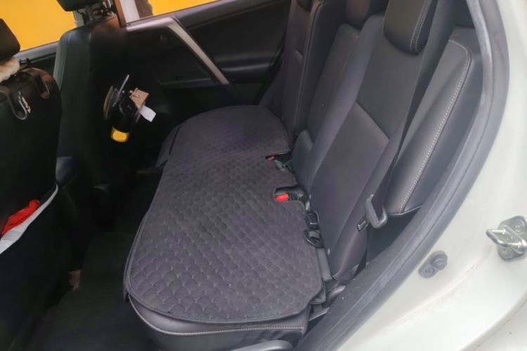 Used Toyota RAV4 2015 2.5L Automatic 4x4 Elite Edition Left Rear Seat