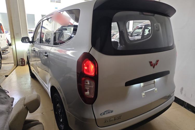 Used Wuling Hongguang New Energy 2024 All-Electric Model 300KM Practical Version