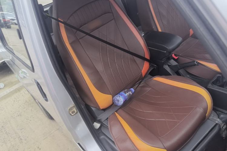 Used Wuling Zhiguang 2015 1.2L Practical LS-I Model Right Front Seat