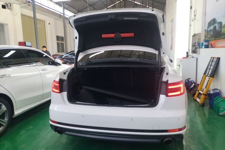 Used Audi A4L 2017 40 TFSI Style Edition
